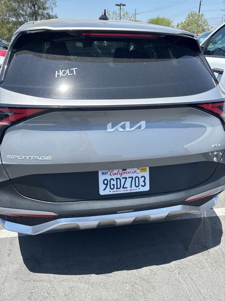 Thumbnail: 2023 Kia Sportage - 3
