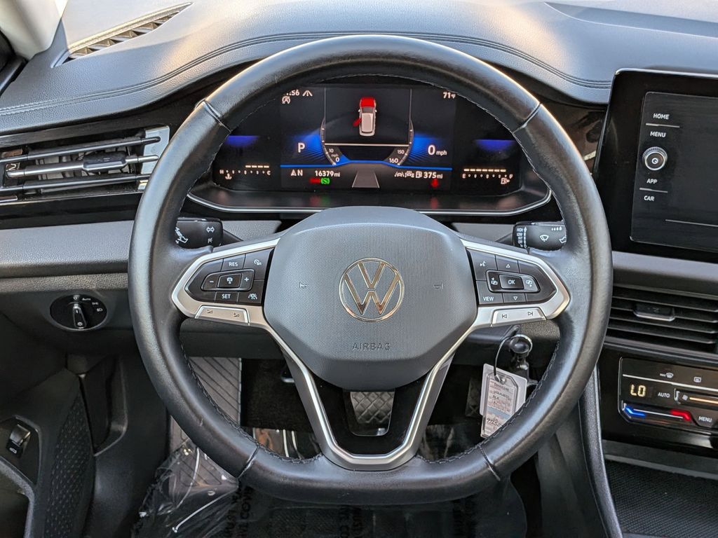 Thumbnail: 2025 Volkswagen Jetta - 22