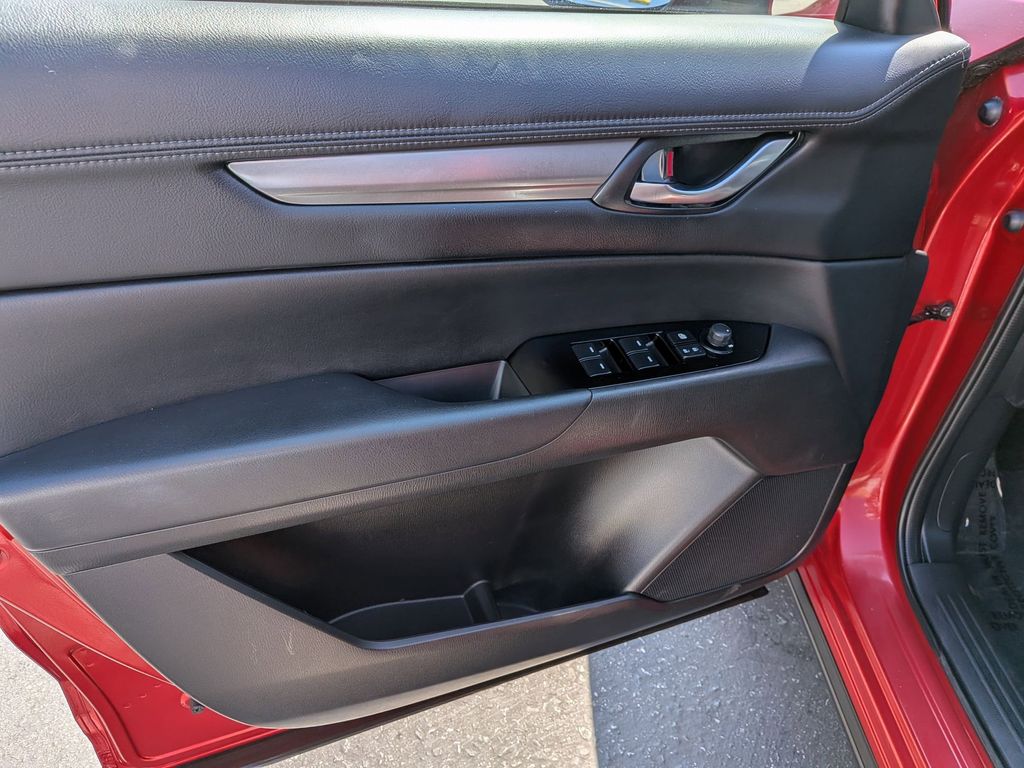 Thumbnail: 2025 Mazda CX-5 - 11