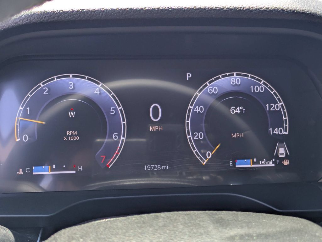 2025 Jeep Grand Cherokee Altitude - Photo 19