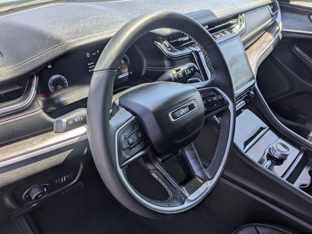 Thumbnail: 2024 Jeep Grand Cherokee L - 19