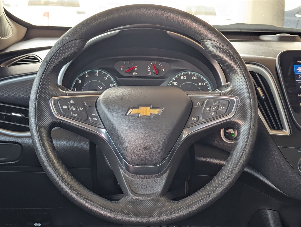 Thumbnail: 2023 Chevrolet Malibu - 22