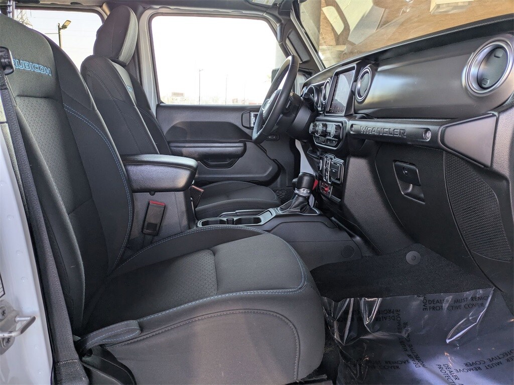 Thumbnail: 2023 Jeep Wrangler - 32