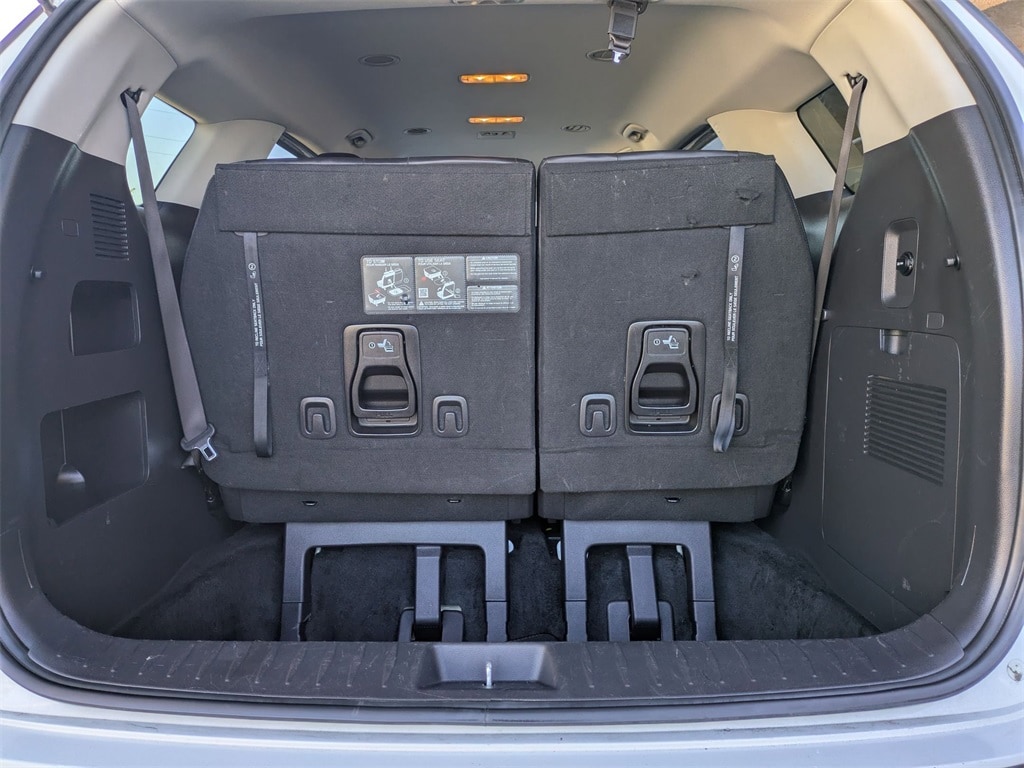 Thumbnail: 2024 Kia Carnival - 30