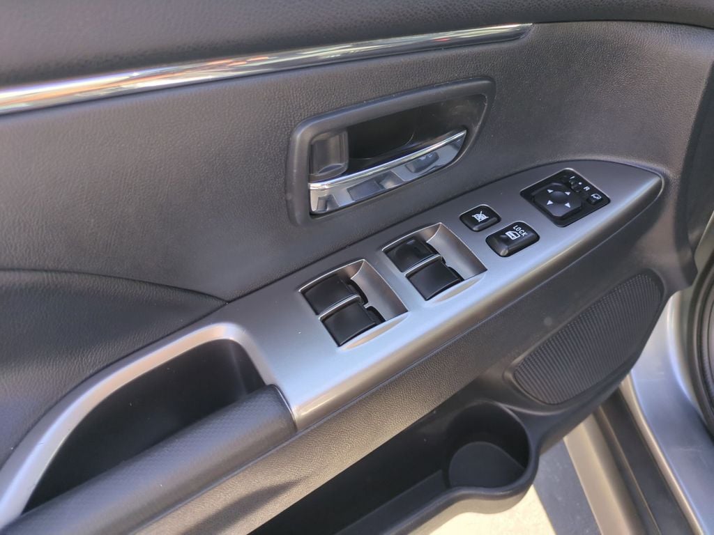 Thumbnail: 2025 Mitsubishi Outlander Sport - 13