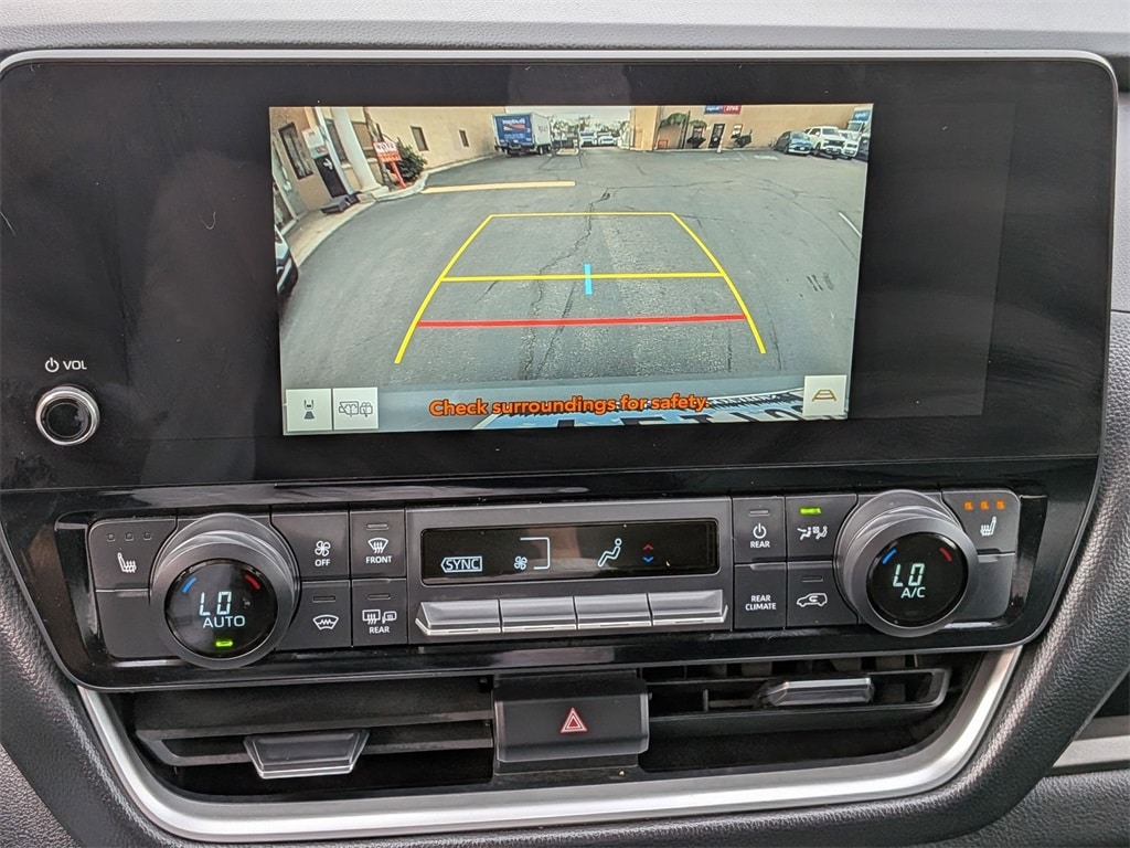 Thumbnail: 2025 Toyota Grand Highlander - 17