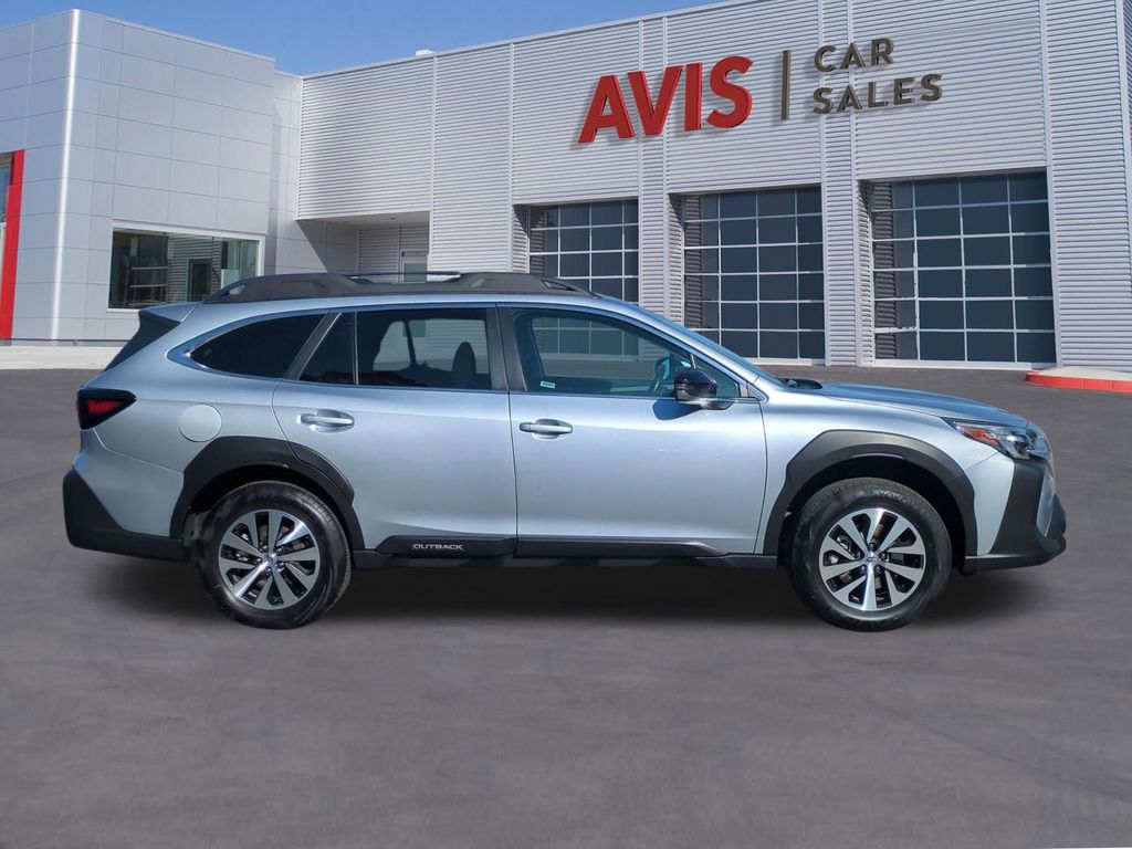 Thumbnail: 2025 Subaru Outback - 5