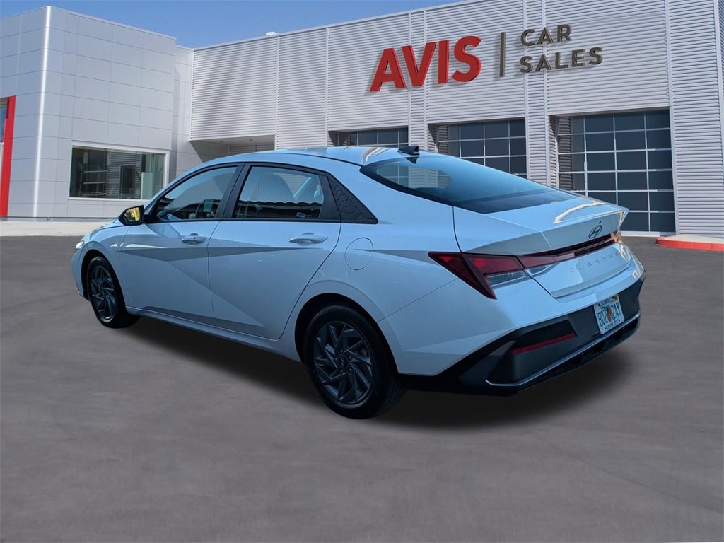 Thumbnail: 2024 Hyundai Elantra - 9