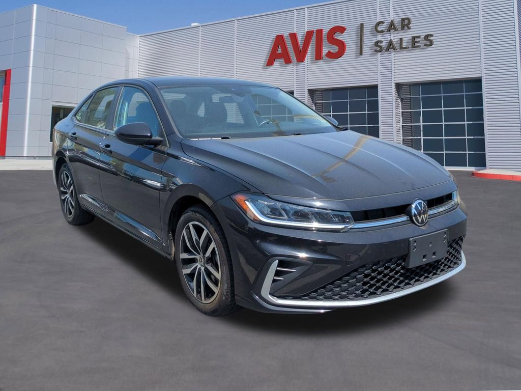 Thumbnail: 2025 Volkswagen Jetta - 3