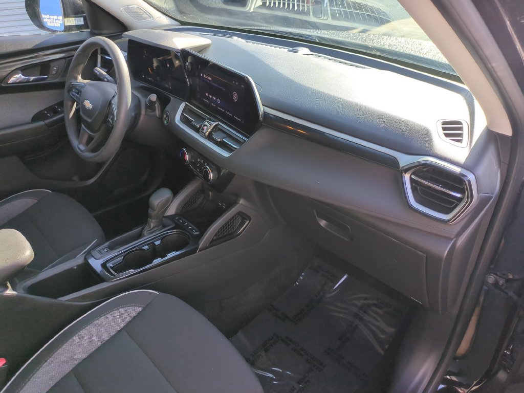 2025 Chevrolet Trailblazer LT - Photo 30