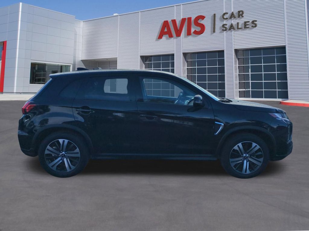 Thumbnail: 2025 Mitsubishi Outlander Sport - 5
