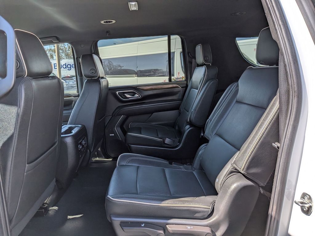 Thumbnail: 2023 Chevrolet Suburban - 29