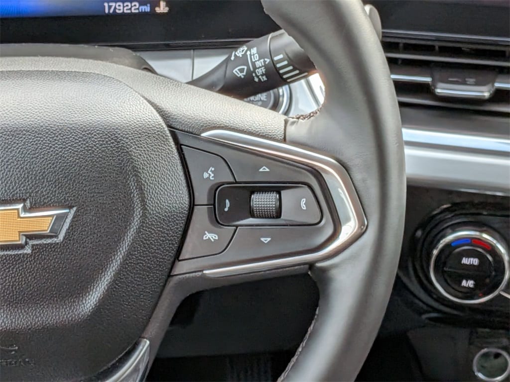 Thumbnail: 2025 Chevrolet Trax - 21