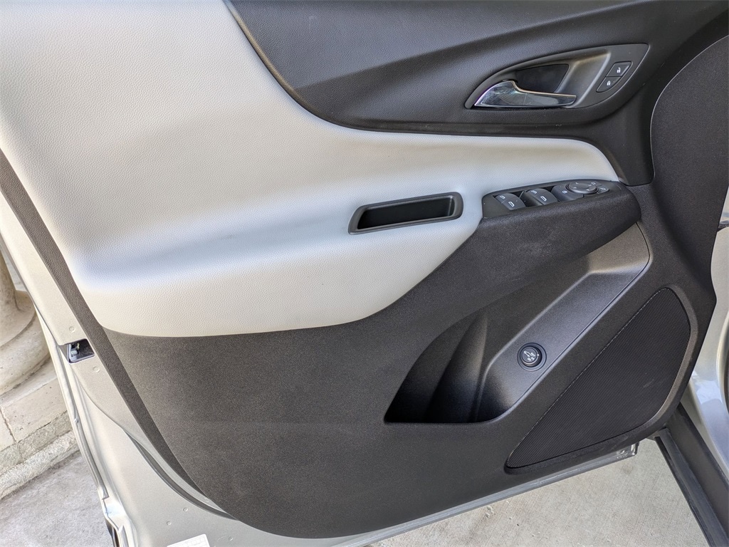 Thumbnail: 2024 Chevrolet Equinox - 11