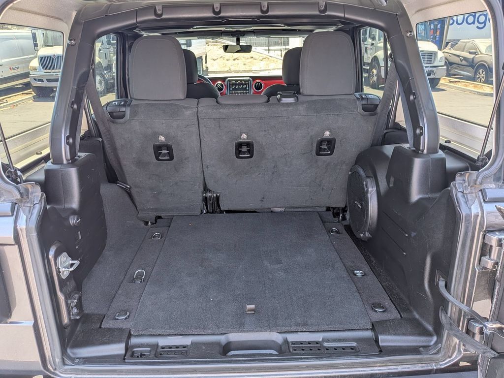 2023 Jeep Wrangler 4-Door Rubicon - Photo 28