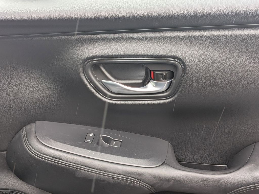 Thumbnail: 2025 Honda HR-V - 33