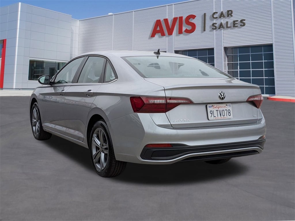 Thumbnail: 2024 Volkswagen Jetta - 9