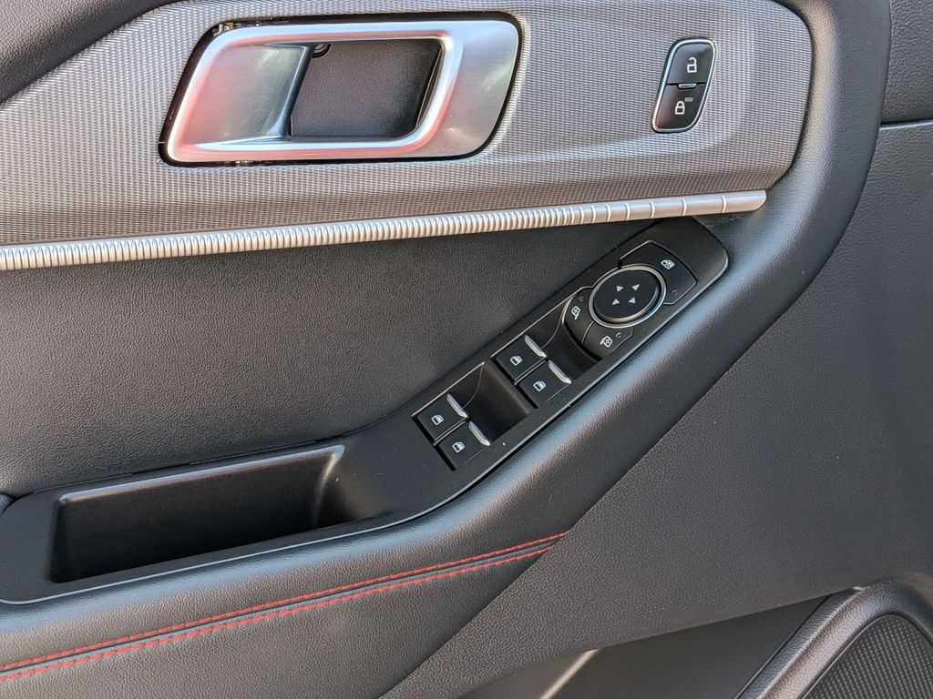 Thumbnail: 2025 Ford Explorer - 13