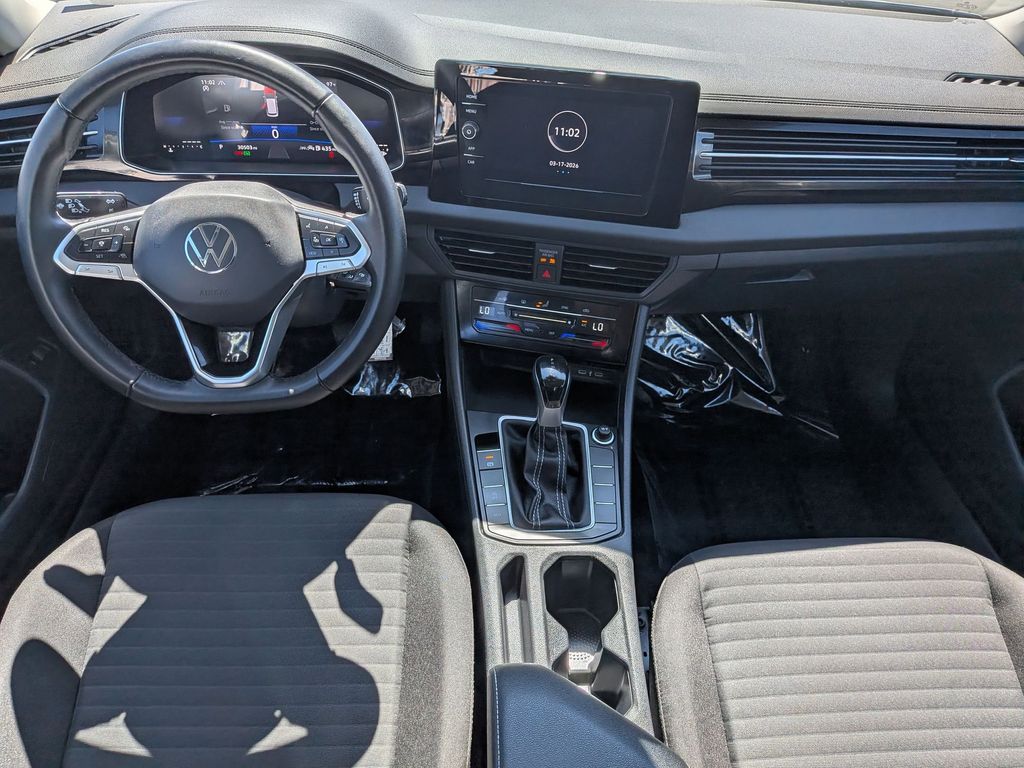 Thumbnail: 2025 Volkswagen Jetta - 20