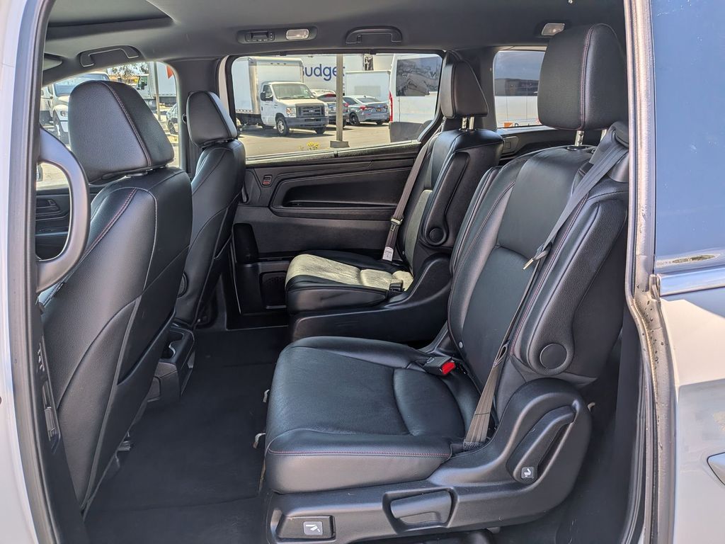 Thumbnail: 2025 Honda Odyssey - 27