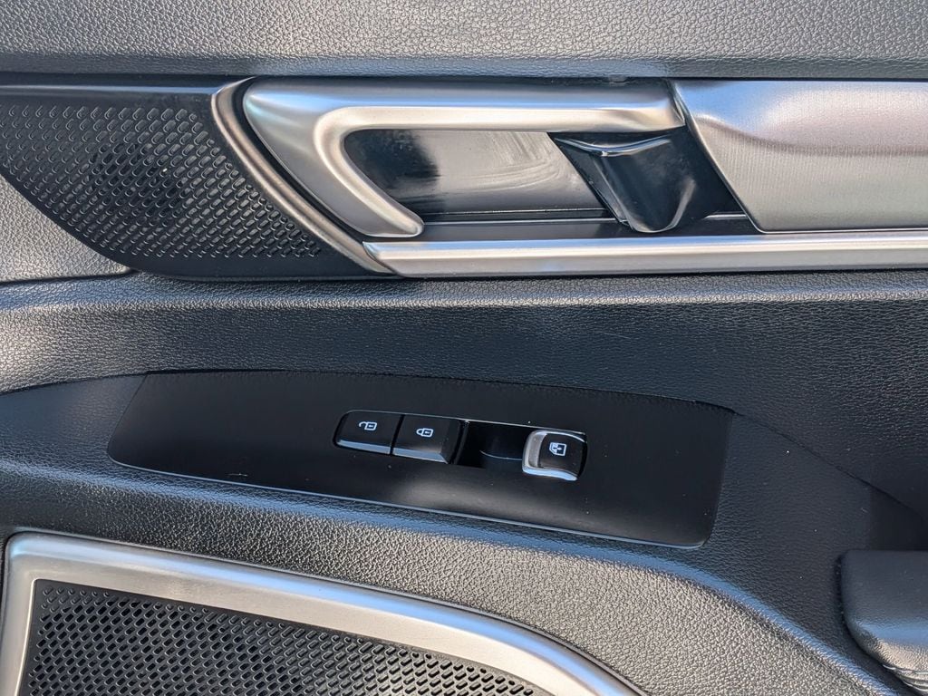 Thumbnail: 2025 Kia Telluride - 32