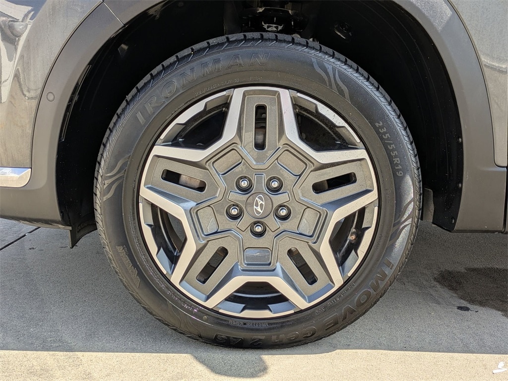 Thumbnail: 2023 Hyundai Santa Fe - 31