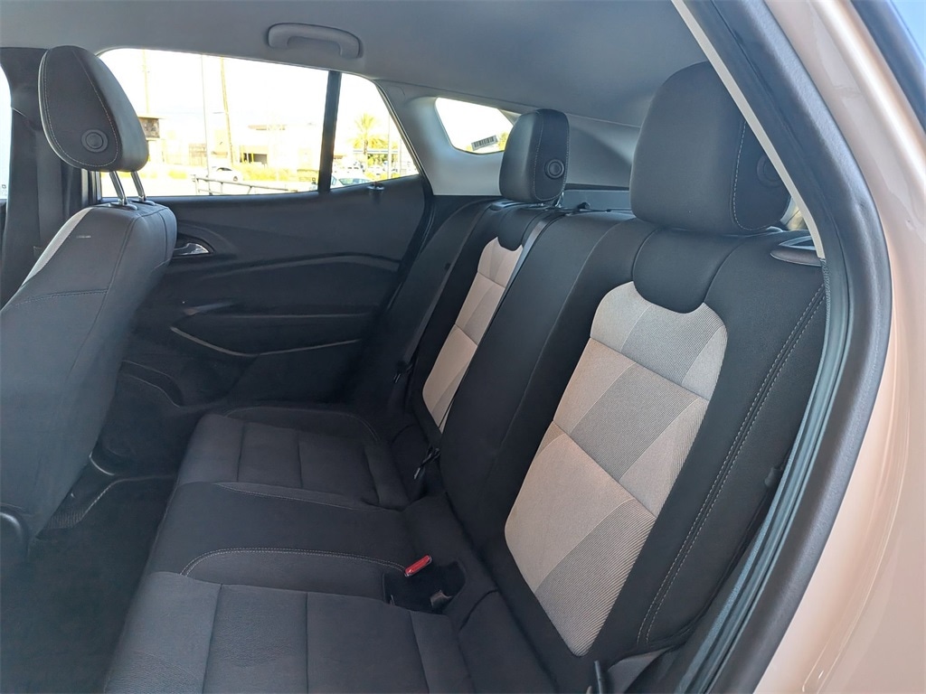 Thumbnail: 2025 Chevrolet Trax - 28