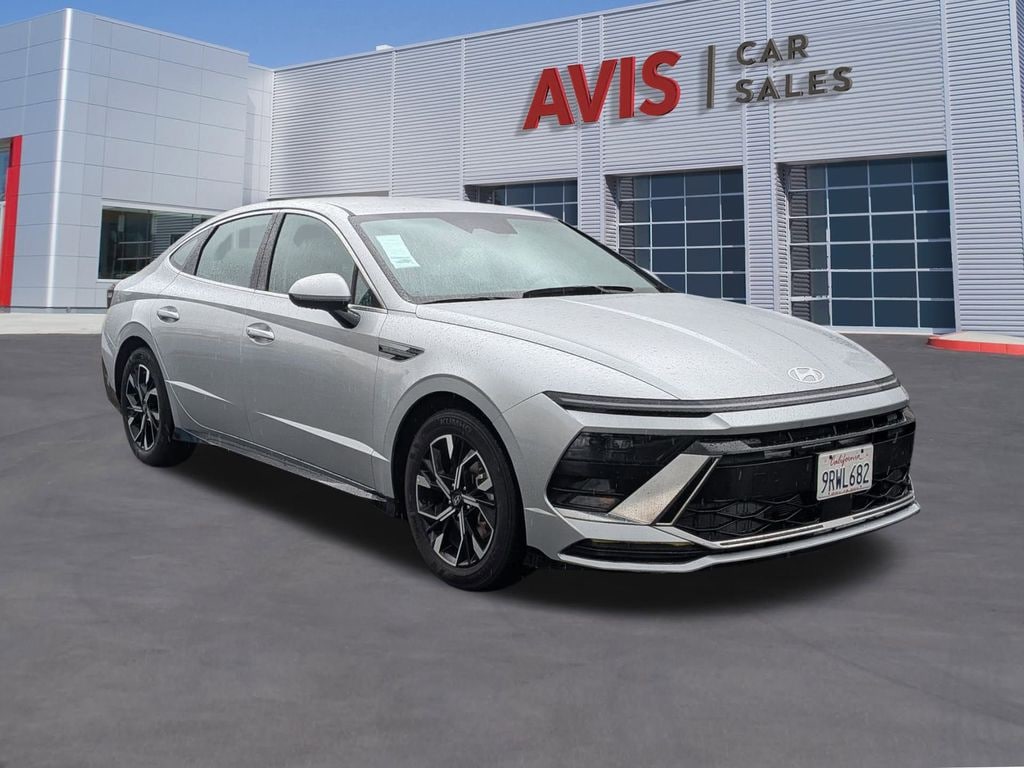 Certified 2025 Hyundai Sonata SEL Sedan