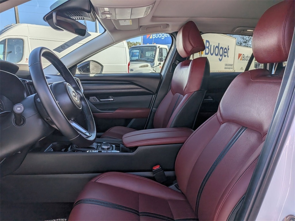 Thumbnail: 2025 Mazda CX-50 - 15