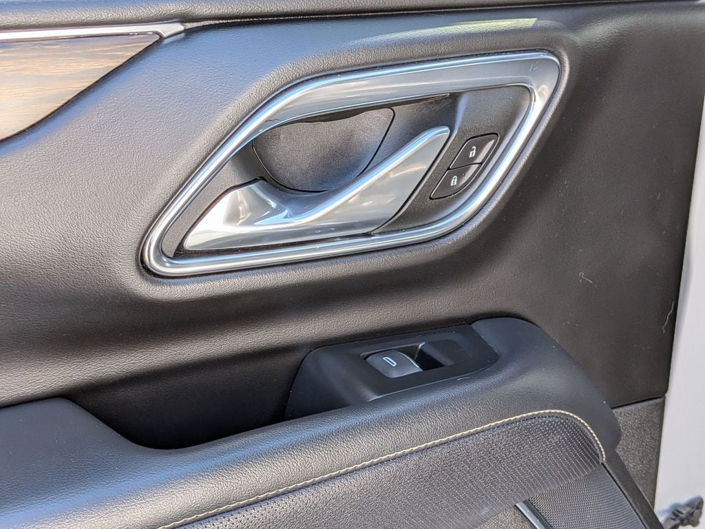 Thumbnail: 2023 Chevrolet Suburban - 28