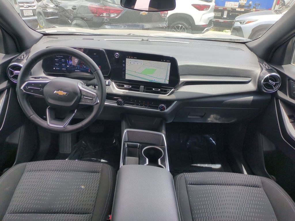 Thumbnail: 2025 Chevrolet Equinox - 23