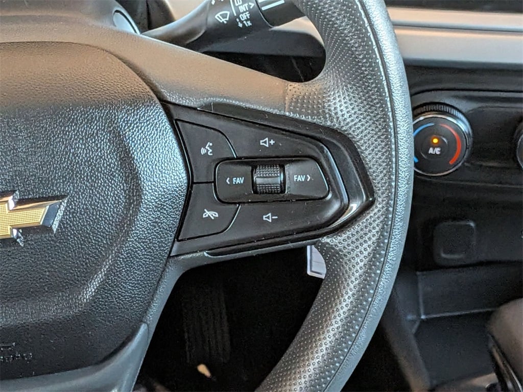 Thumbnail: 2025 Chevrolet Trax - 22