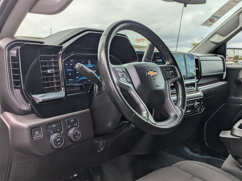 Thumbnail: 2024 Chevrolet Silverado 1500 - 14