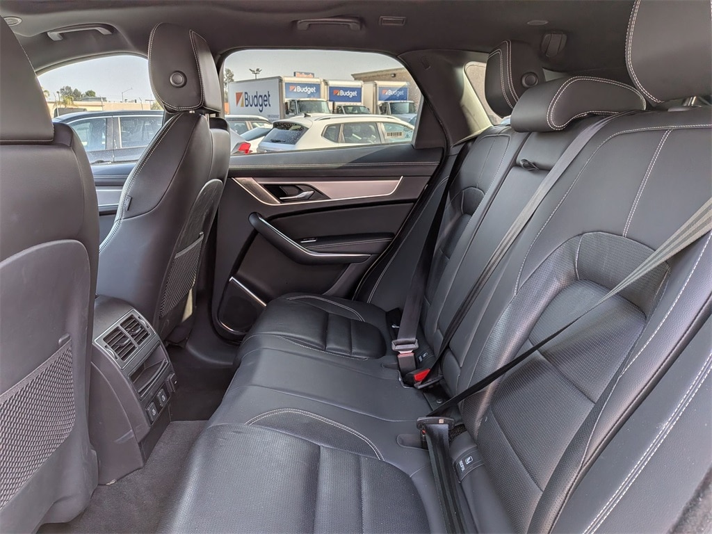 Thumbnail: 2024 Jaguar F-Pace - 27