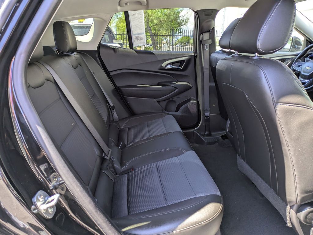 Thumbnail: 2025 Chevrolet Trax - 31