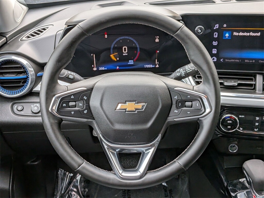 Thumbnail: 2025 Chevrolet Trax - 21