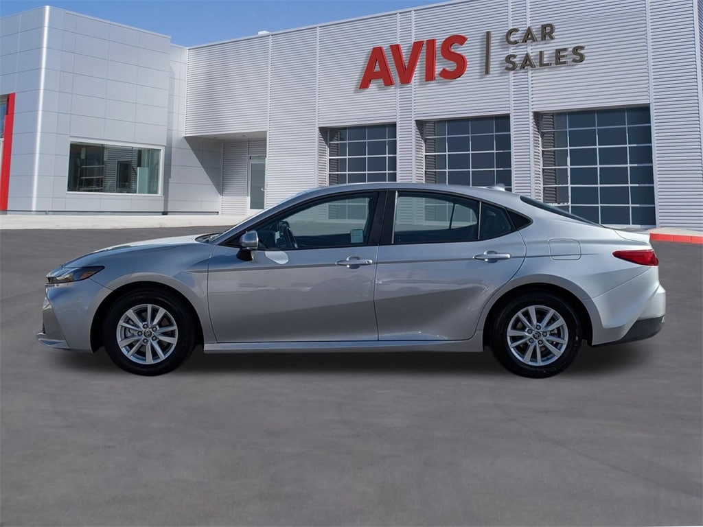 Thumbnail: 2025 Toyota Camry - 10