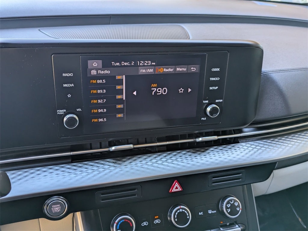 Thumbnail: 2024 Kia Carnival - 17