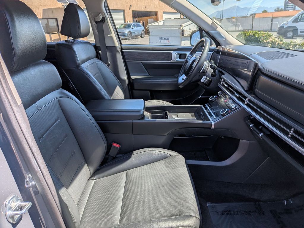 Thumbnail: 2025 Hyundai Santa Fe - 30