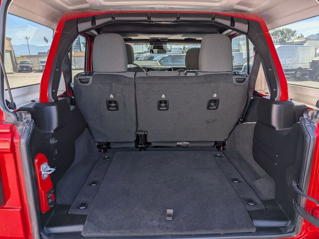 Thumbnail: 2025 Jeep Wrangler - 29