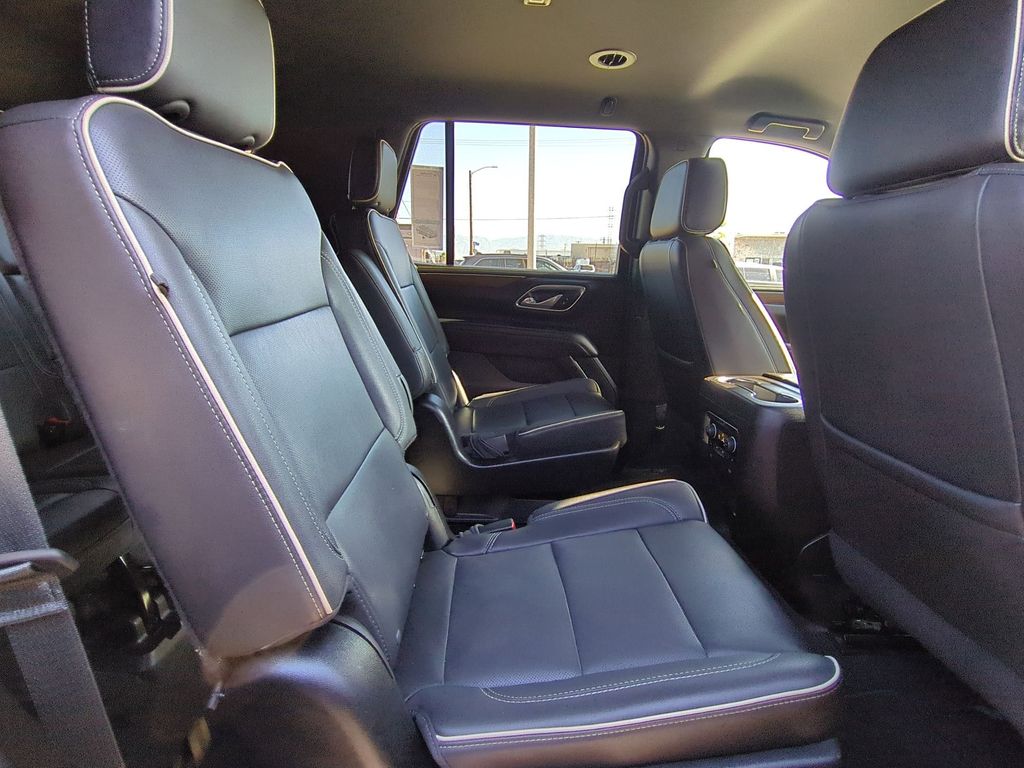 Thumbnail: 2024 Chevrolet Tahoe - 30