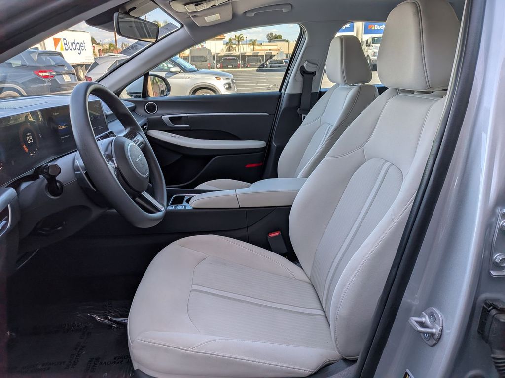 Thumbnail: 2025 Hyundai Sonata - 15