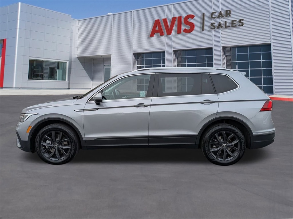 Thumbnail: 2024 Volkswagen Tiguan - 10