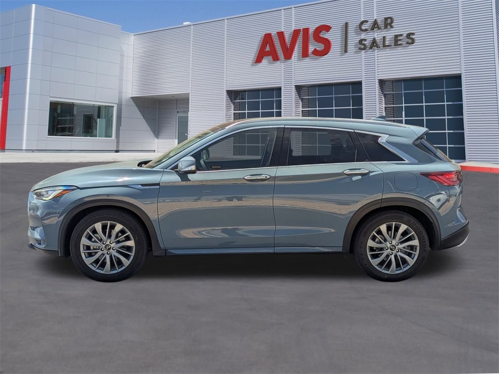 Thumbnail: 2024 INFINITI QX50 - 10