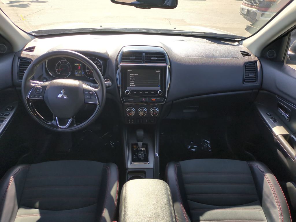 Thumbnail: 2025 Mitsubishi Outlander Sport - 23