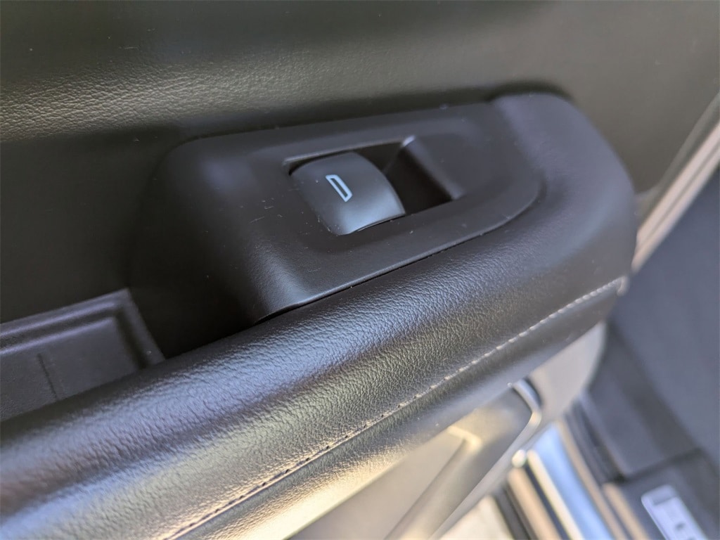 Thumbnail: 2024 Chevrolet Tahoe - 28