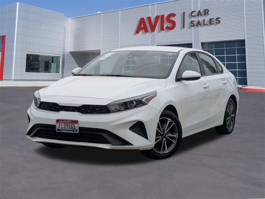 2024 Kia Forte LXS's photo