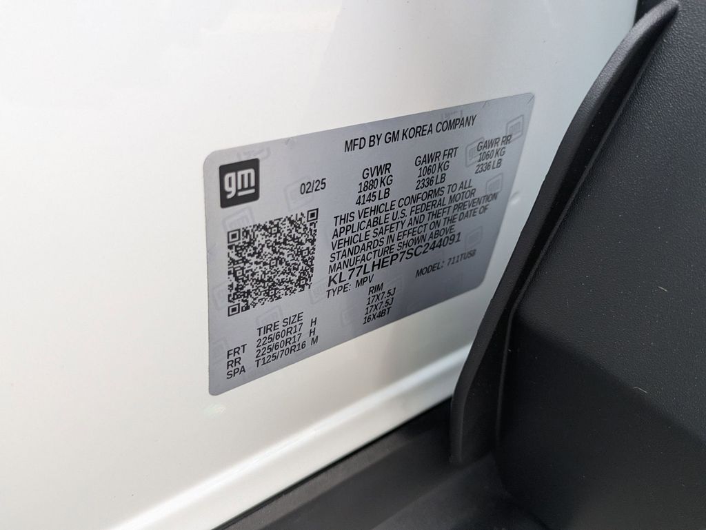 Thumbnail: 2025 Chevrolet Trax - 37