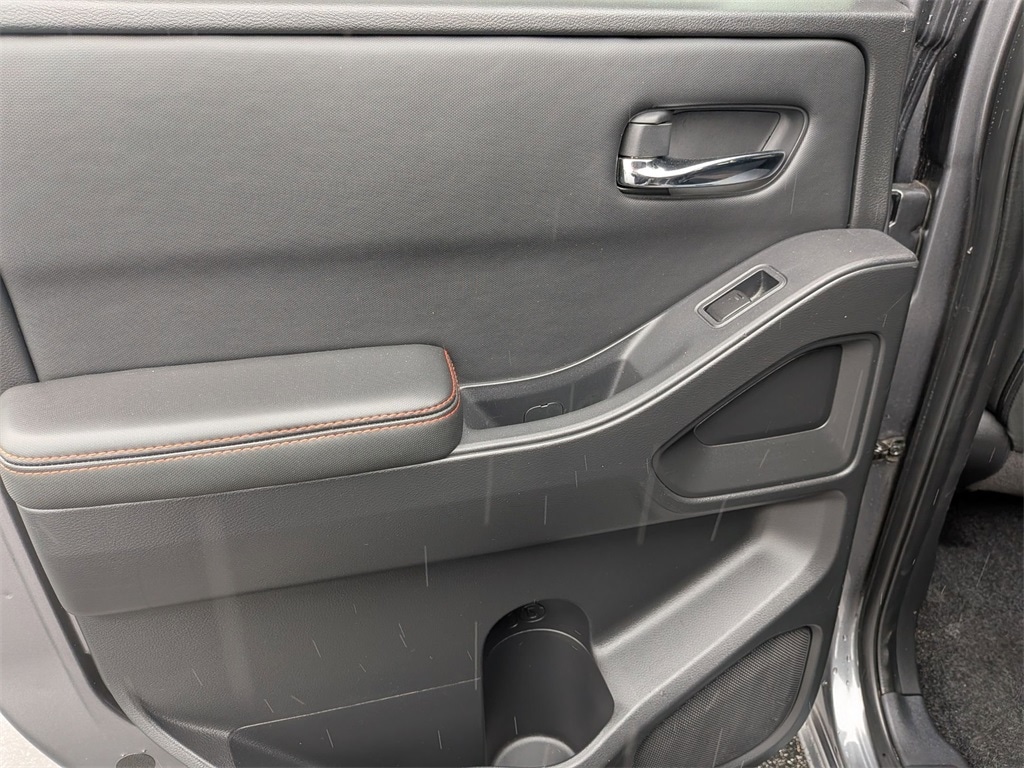 Thumbnail: 2024 Nissan Frontier - 25