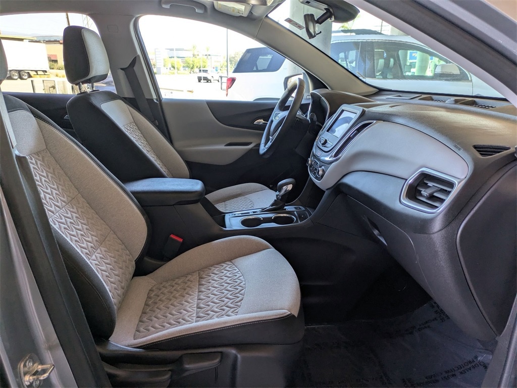 Thumbnail: 2024 Chevrolet Equinox - 32